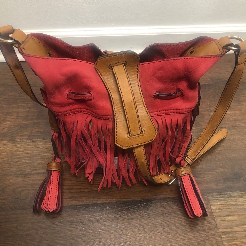 Burberry Belgrove Red Fringe Suede‎ Leather Nova Check Bucket Bag Crossbody - Picture 3 of 13